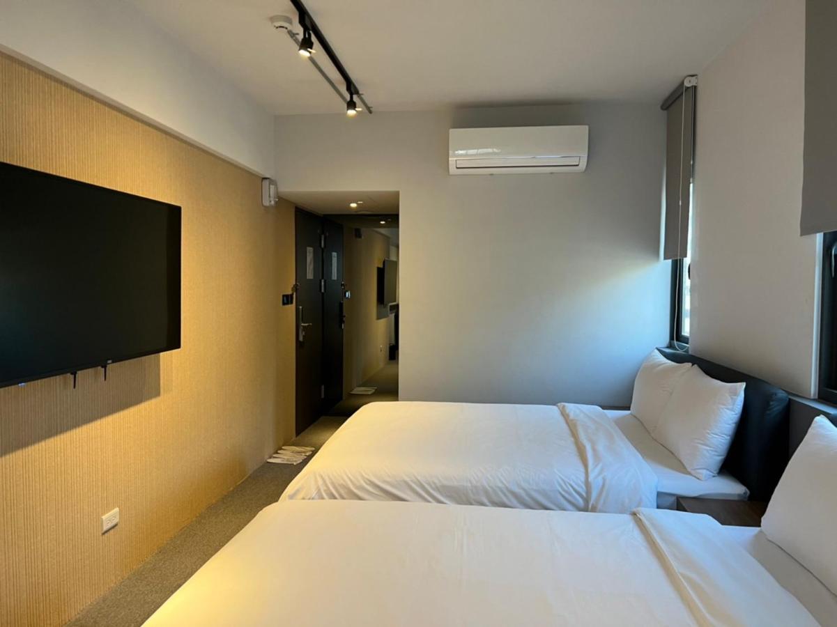 Doudian Ddinn Hotel ไถจง ภายนอก รูปภาพ