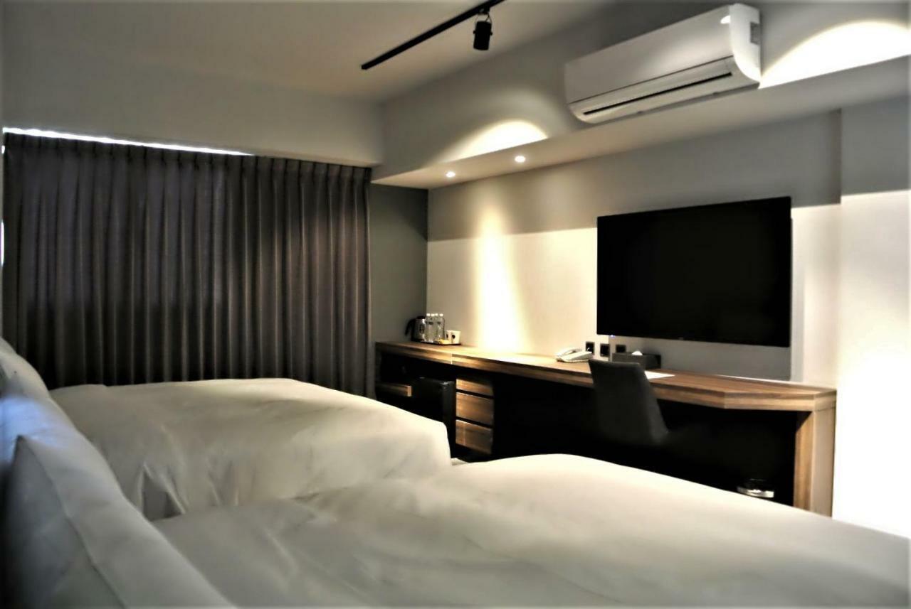 Doudian Ddinn Hotel ไถจง ภายนอก รูปภาพ