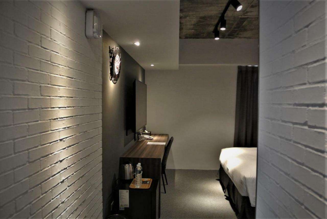 Doudian Ddinn Hotel ไถจง ภายนอก รูปภาพ