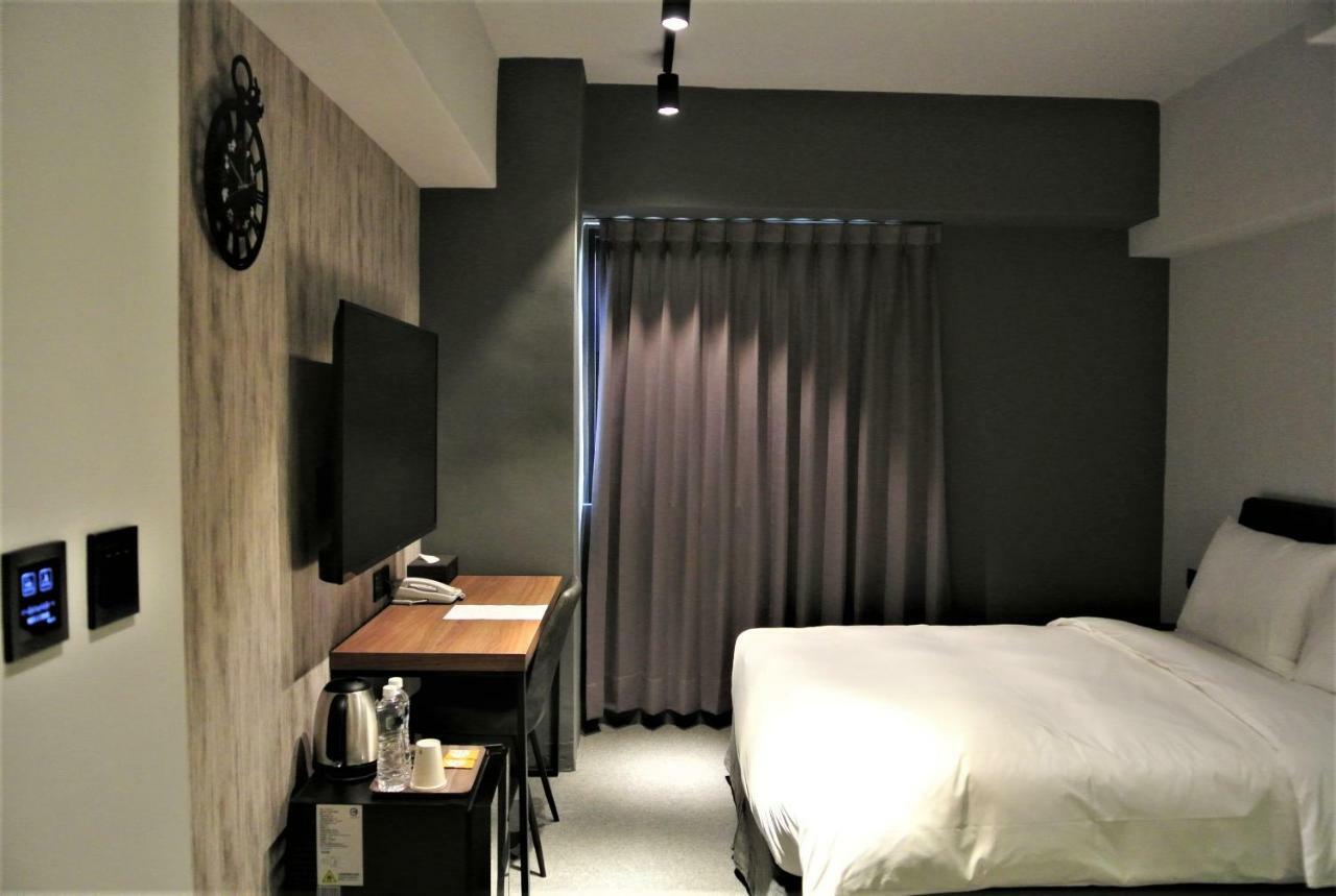Doudian Ddinn Hotel ไถจง ภายนอก รูปภาพ